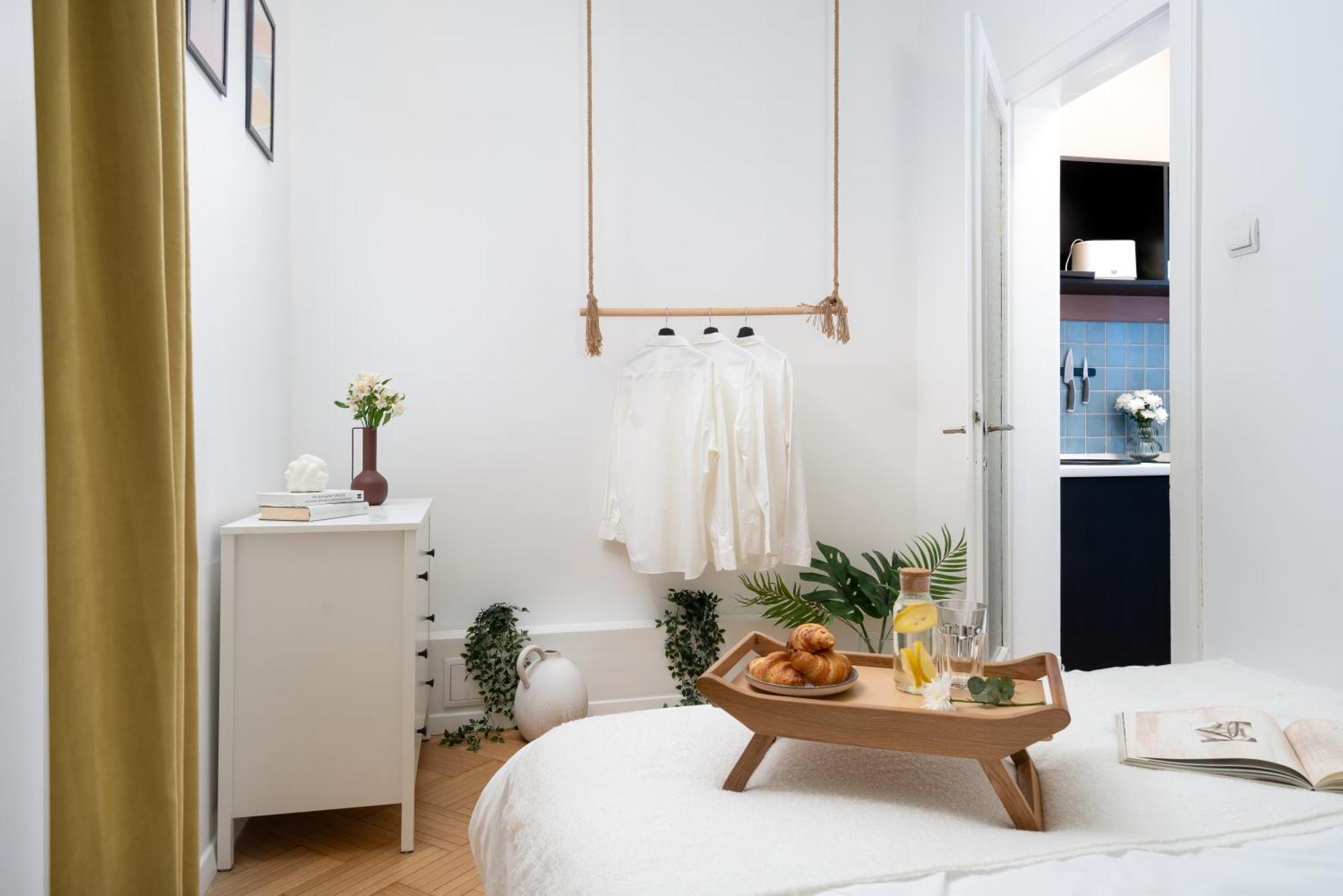 Little Paris By Urbanesq Apartment Bucharest Exterior photo